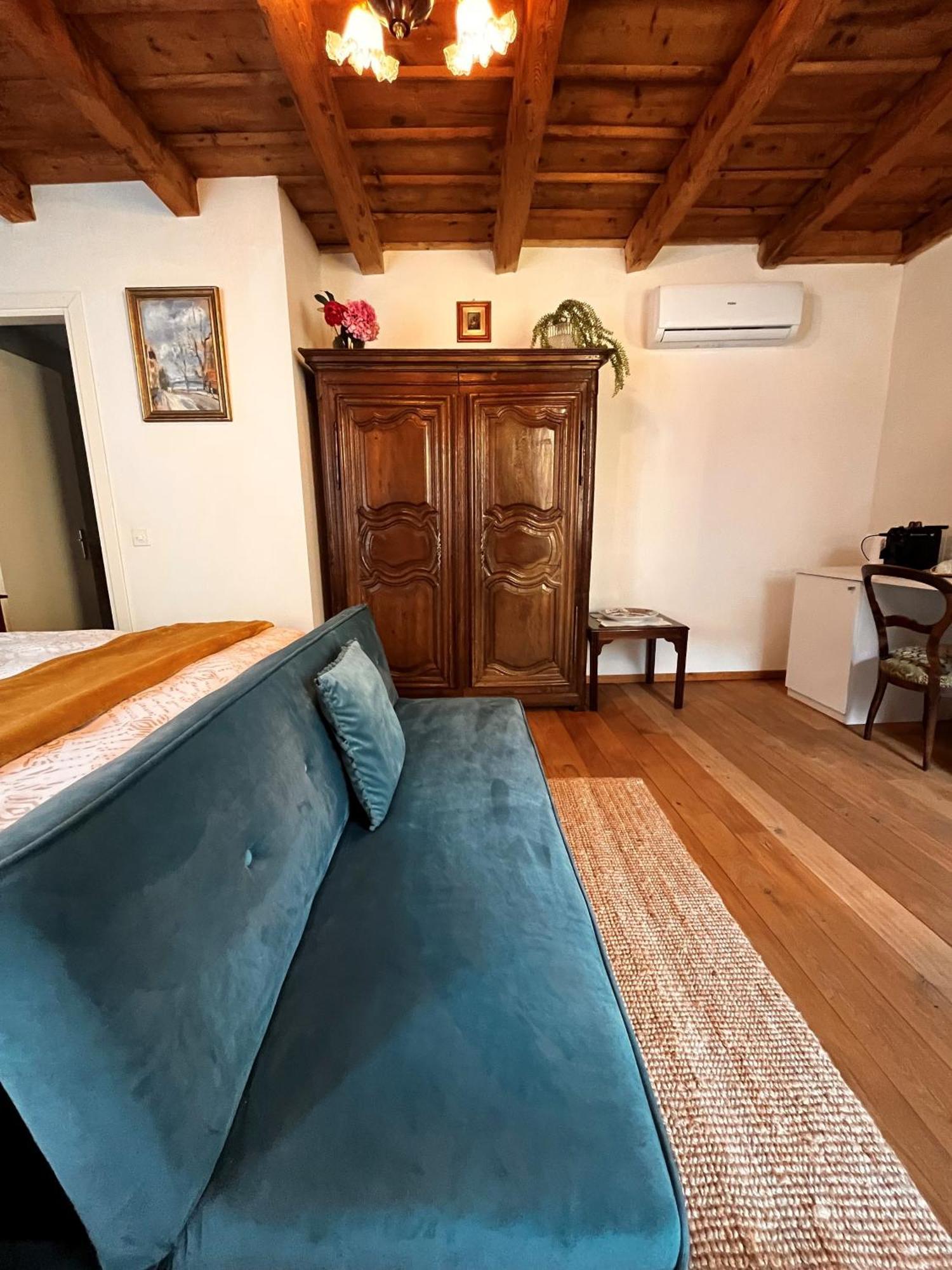 Romantico Palazzo Dei Ulivi Purasca Ngoại thất bức ảnh